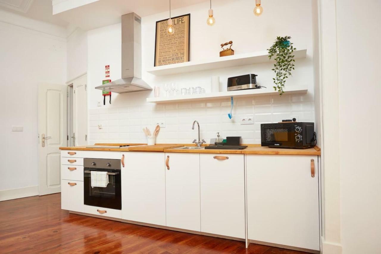 Charming One Bedroom Flat Lisbon Exterior photo